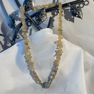 Citrine stone necklace with magnetic clasp